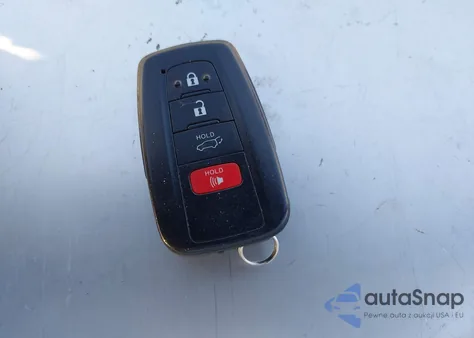 2021 Toyota Rav4 Xle z USA, uszkodzony, nr VIN 2T3W1RFVXMW181317